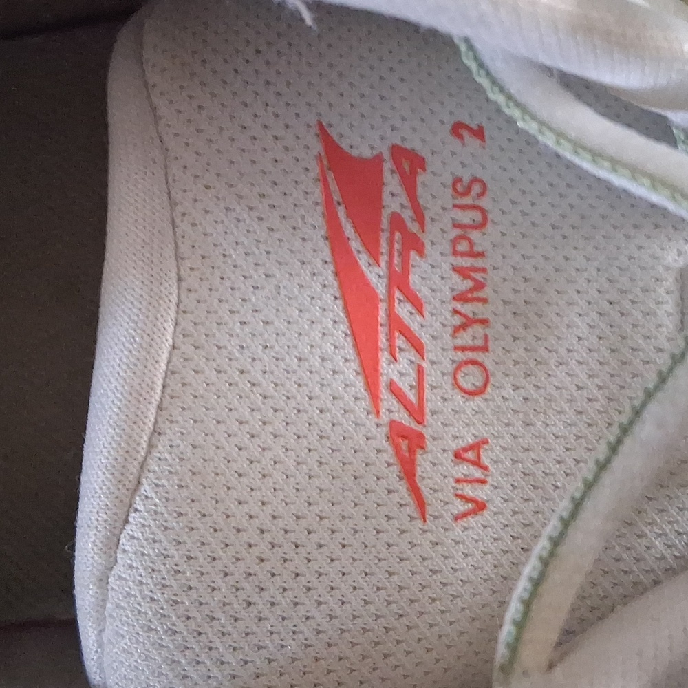 Altra Via Olympus 2 Running Shoes - Picture 3 of 9